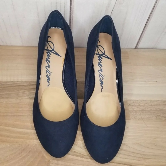 American Rag Faux Blue Suede Almond Toe Heels Women's Size 7 M - Picture 6 of 9